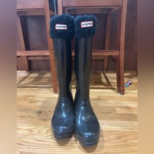 Hunter Rain boots size 9 with fleece liners